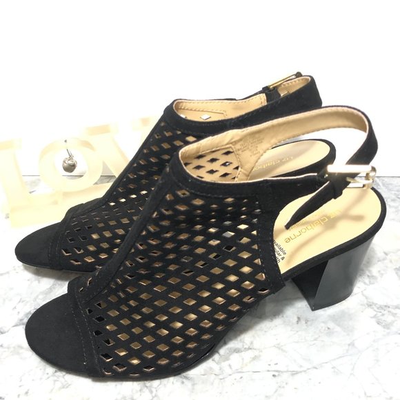 Liz Claiborne Shoes - LIZ CLAIBORNE GEMMA BLOCK HEEL BUCKLE BOOTIE 8.5